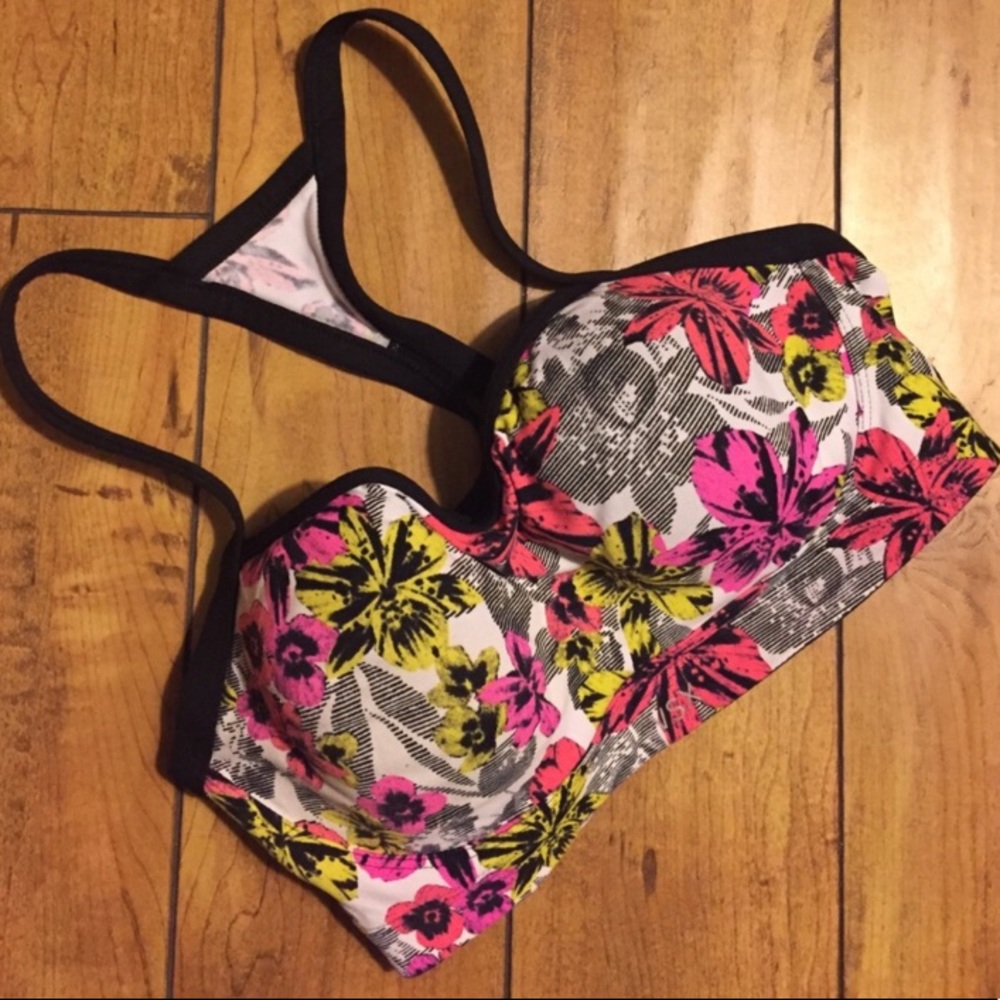 Victoria’s Secret VSX Sport Bra